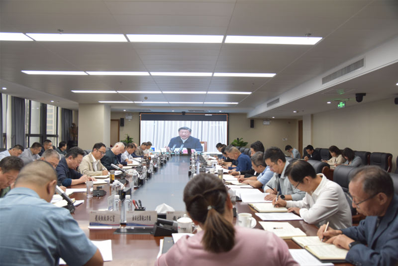 陕钢集团召开党委理论学习中心组学习会