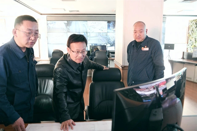 雷达到龙钢公司检查安全生产