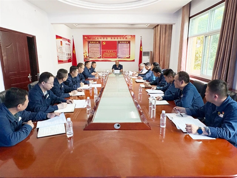 杜东兴到炼铁事业部调研生产经营工作